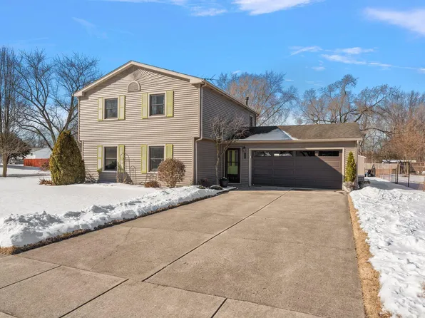 7252 Pierce St, Merrillville, IN 46410