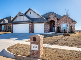 11616 NW 103rd St, Yukon, OK 73099