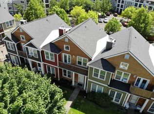 1028 NW Burnside Rd, Gresham, OR 97030