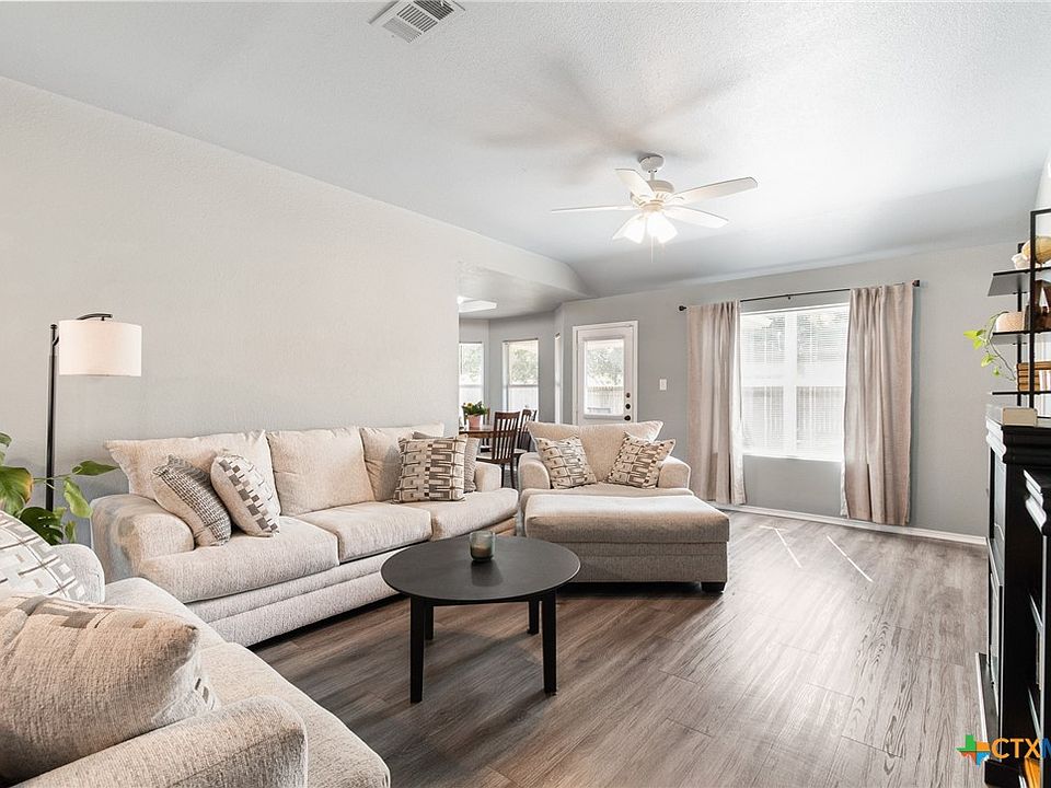 1st image of 2110 Lincoln Ct