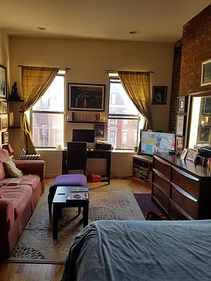 Rented by Chartwell Manhattan Realty | media 1