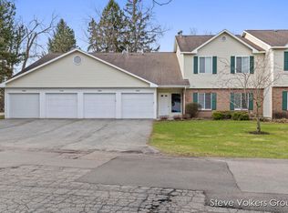 3188 Windcrest Dr NE #16, Grand Rapids, MI 49525