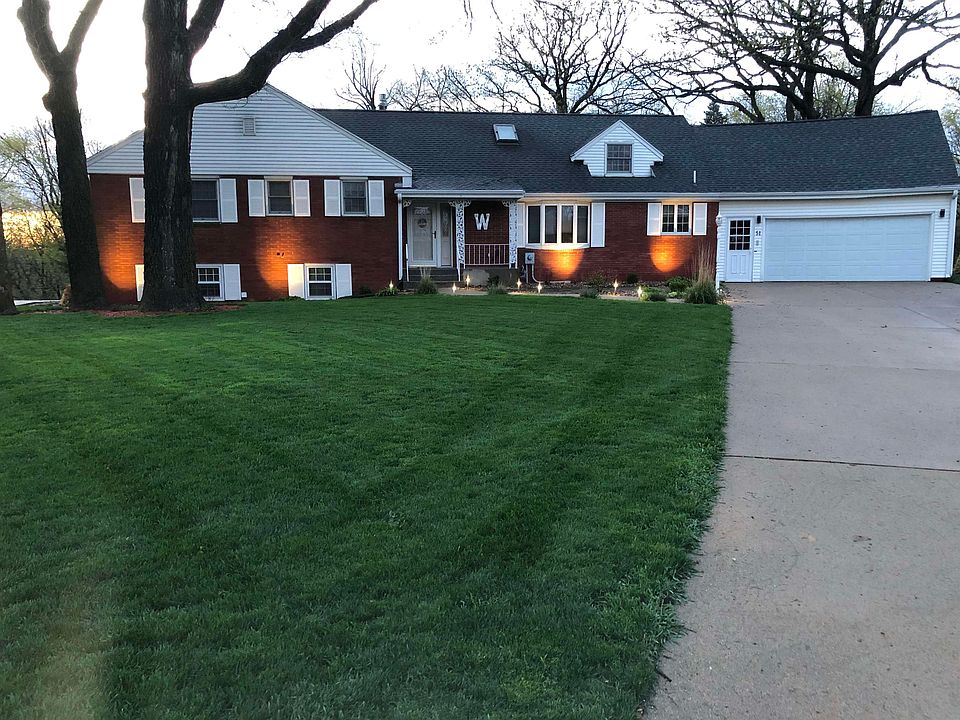 1st image of 51 Manor Cir