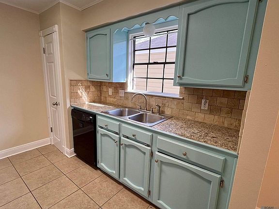 4th image of 11139 Stanley Aubin Ln