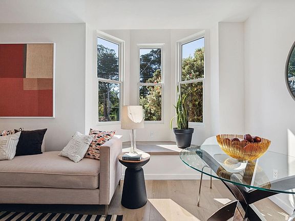2nd image of 3036 Fulton St #4