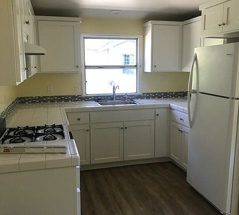 3rd image of 5225 Capistrano Ave