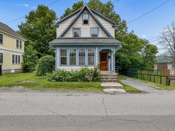 37 Laurel Street, Newport, NH 03773
