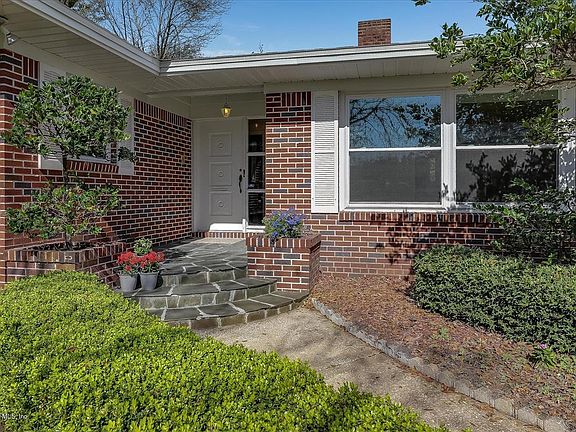 2nd image of 7843 Bellemeade Blvd S