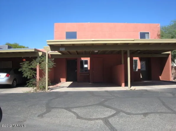 712 W Limberlost Dr, Tucson, AZ 85705