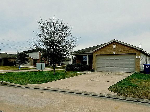 2nd image of 19003 Broken Lance Ln