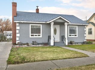807 Adams Ave, Toppenish, WA 98948