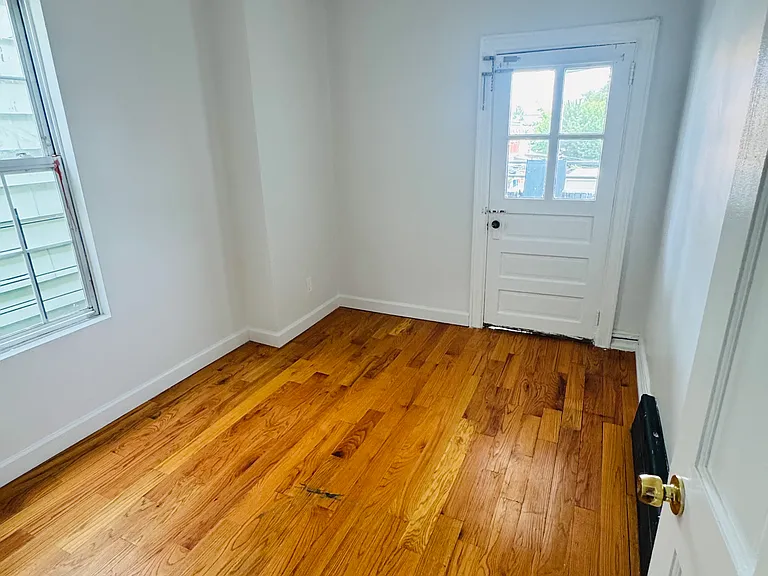 2524 Maclay Ave #3 — Photo 3