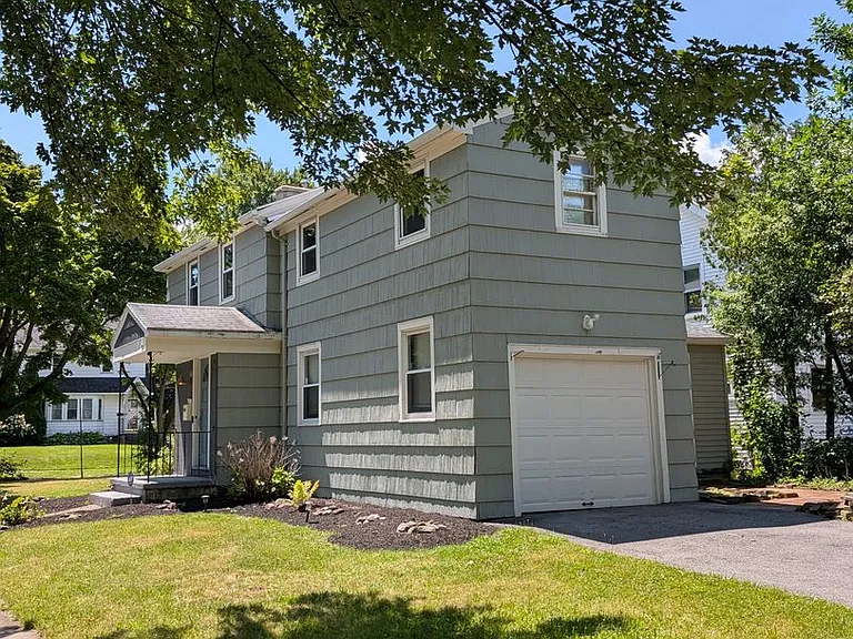 111 Eastmoreland Dr — Photo 33