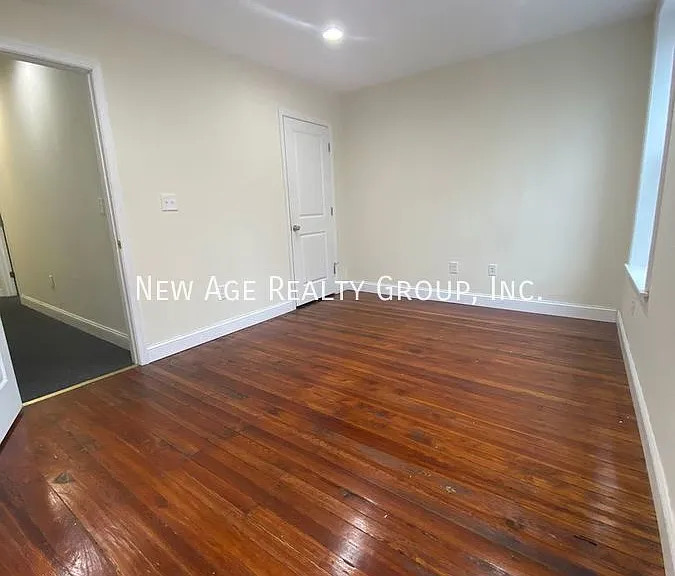 4212 Powelton Ave #2 — Photo 7