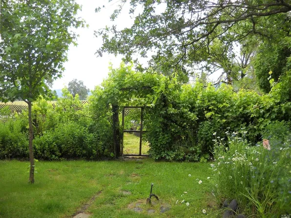 24001 Wattenburg Road, Covelo, CA 95428