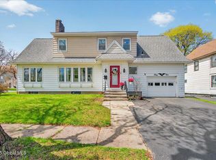 34 Pearl St, Gloversville, NY 12078