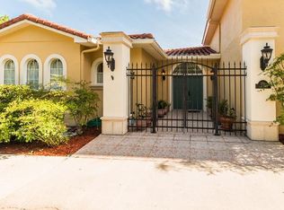 250 Lake Dr, Oviedo, FL 32765