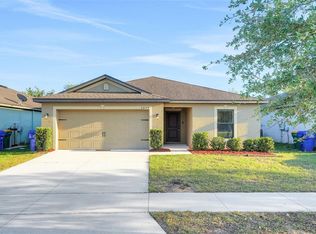 2659 Rotherham Rd, Tavares, FL 32778