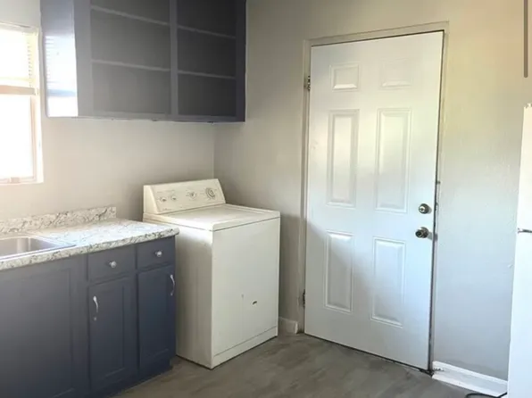 869 Geranium St, Baton Rouge, LA 70802