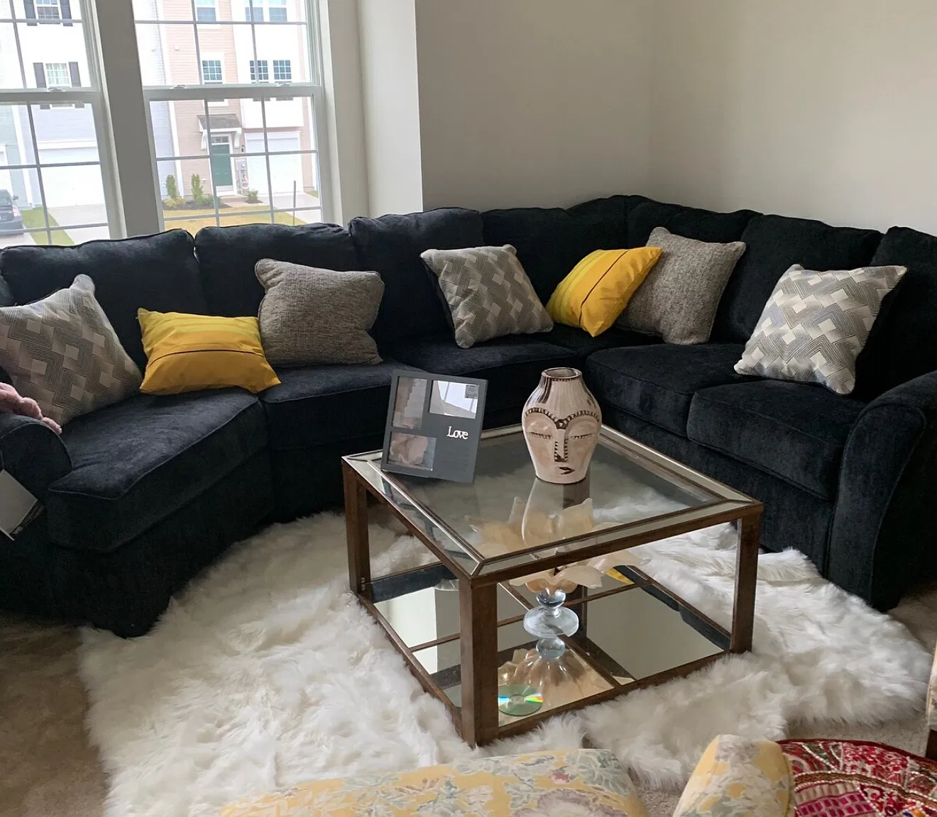 3 bed, 2048 sqft, $2,700 — Photo 1