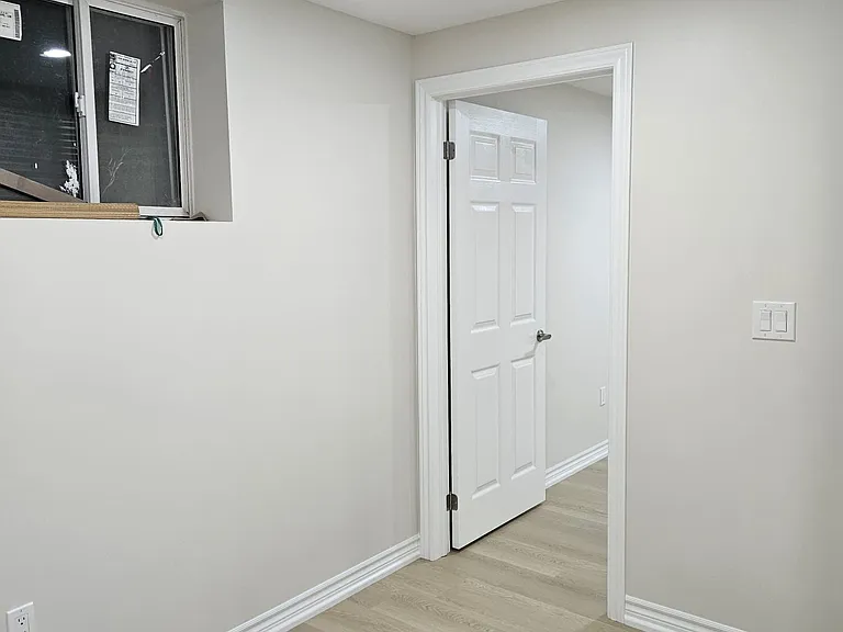 5672 Dorchester Rd #14 — Photo 4