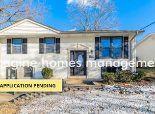 4310 Snelson Dr, Saint Louis, MO 63129