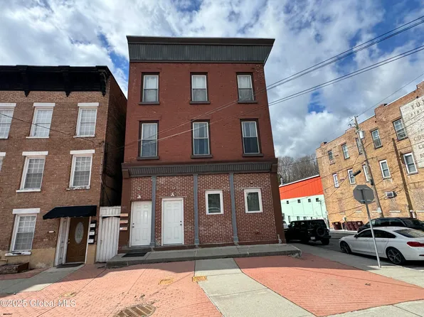 350 Congress St, Troy, NY 12180