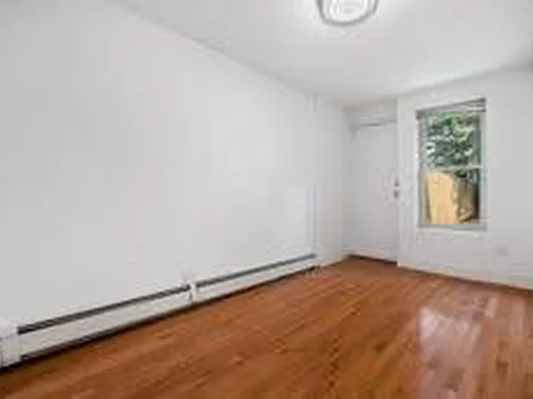 571 Macdonough Street image 20 of 25