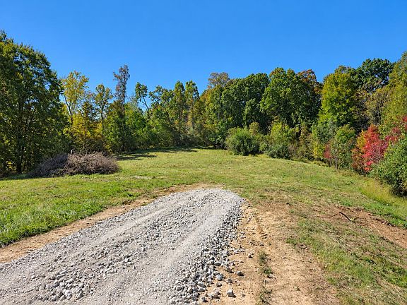 5th image of 13579 Jake Tom Rd