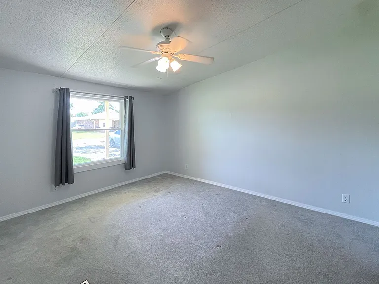410 Crystal East Ave — Photo 5