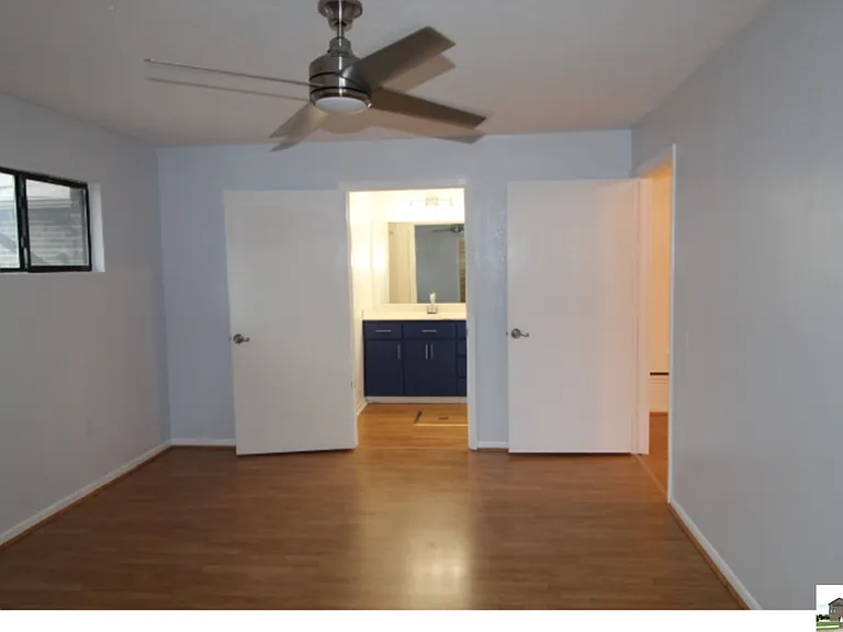 204 Oak St — Photo 26