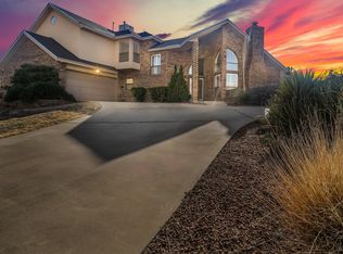 6536 Loma De Cristo Dr, El Paso, TX 79912