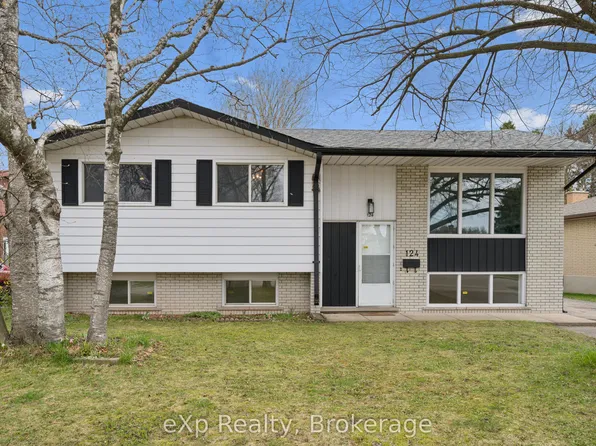 124 Montcalm Dr, Kitchener, ON N2B 2R5