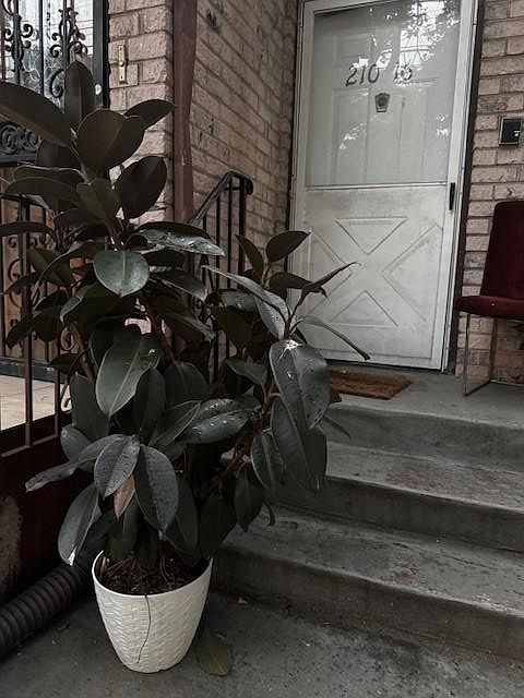 1st image of 21014 Hillside Avenue