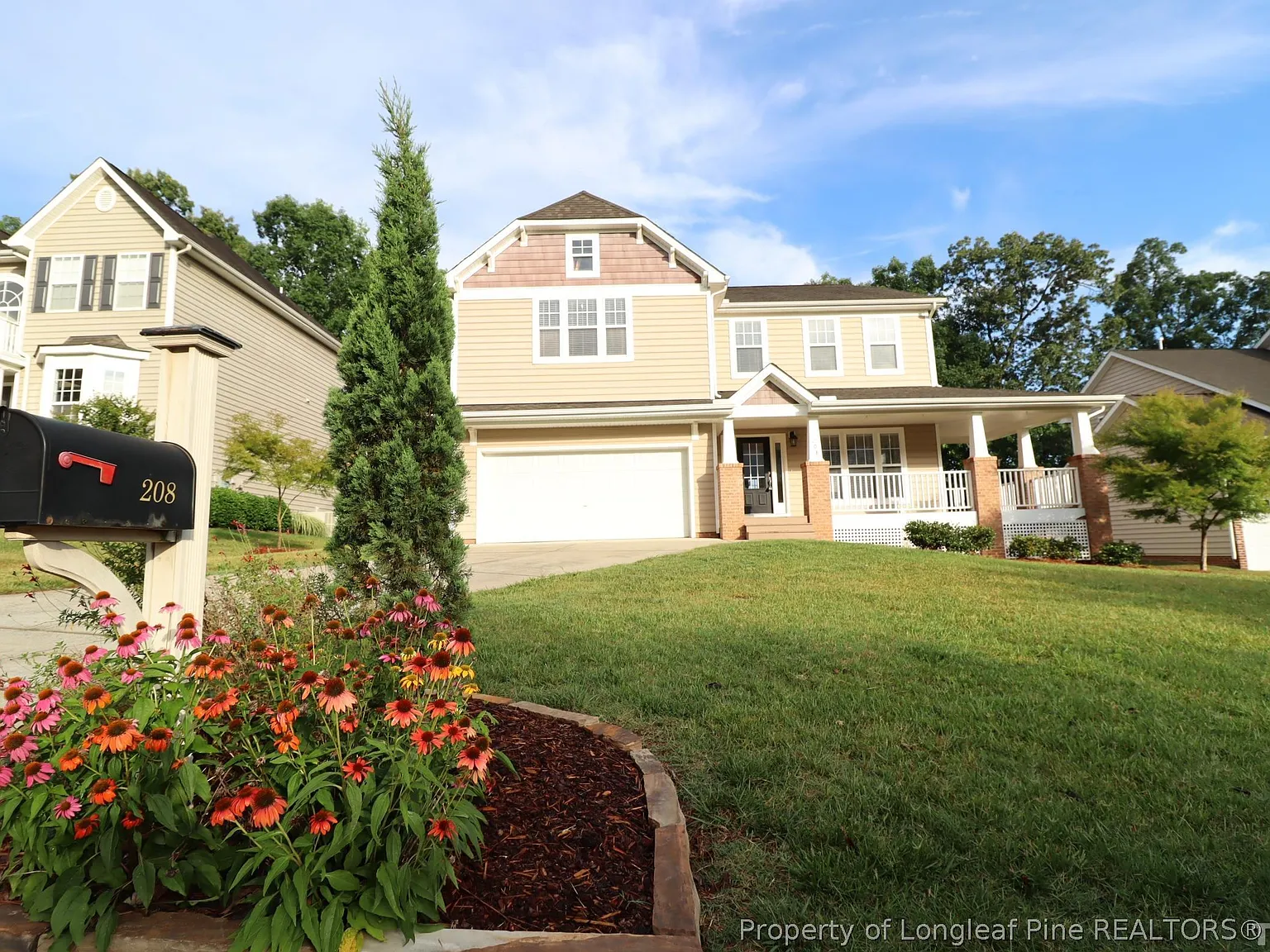 4 bed, 2.5 bath, $2,295 — Photo 1