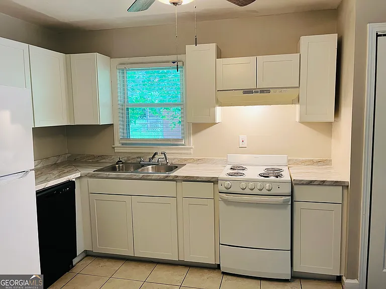 4531 Wesley Dr #B — Photo 7