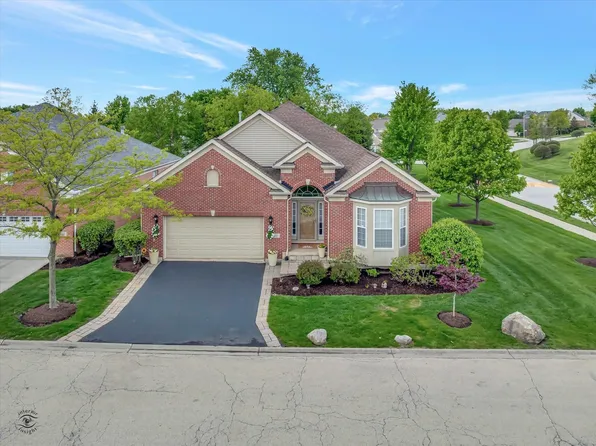 9349 Bundoran Dr, Orland Park, IL 60462