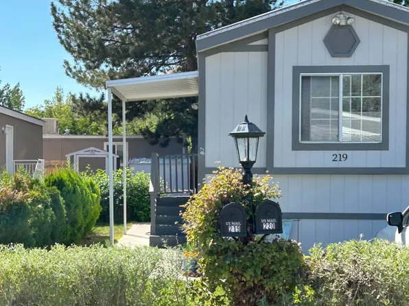 219 Lucky Ln, Reno, NV 89502