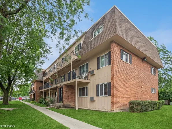 2412 Algonquin Rd APT 5, Rolling Meadows, IL 60008