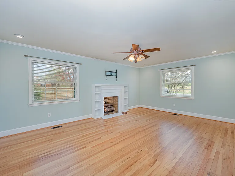 296 Hopewell Church Rd — Photo 17