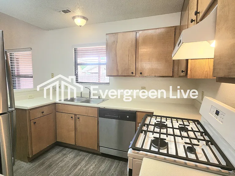 2116 San Miguel Ct — Photo 7