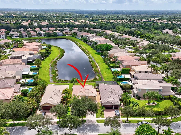 8326 Emerald Winds Cir — Photo 56