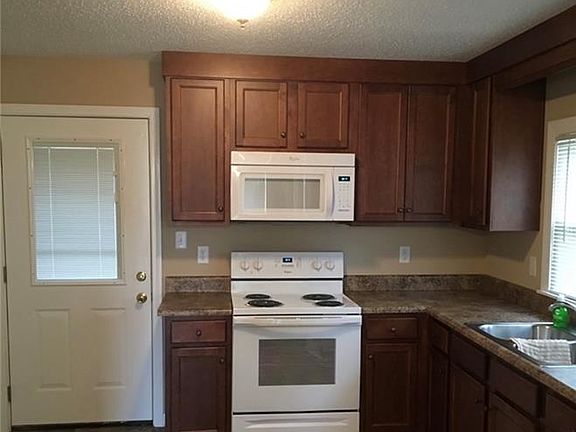 4th image of 1523 43rd Ave