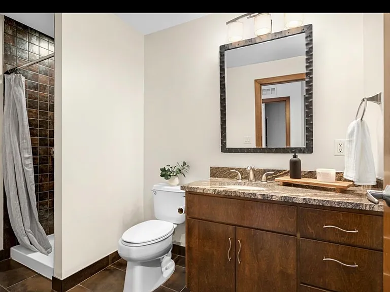 730 N 4th St #412 — Photo 16