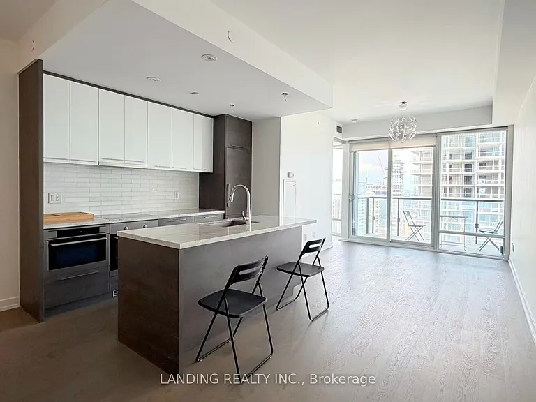 488 University Ave #2603 — Photo 2