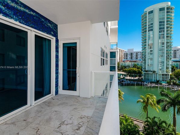 6103 Aqua Ave APT 605