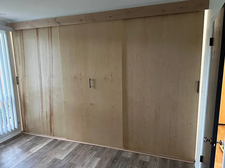 Queen's Park Apartments — Photo 6