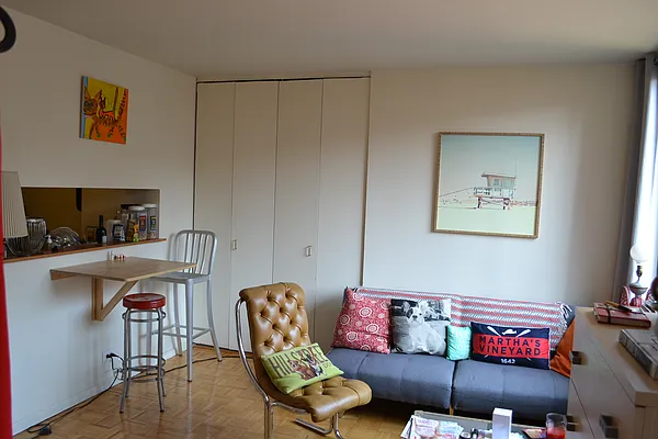 Rented by Tabak Real Estate | media 22