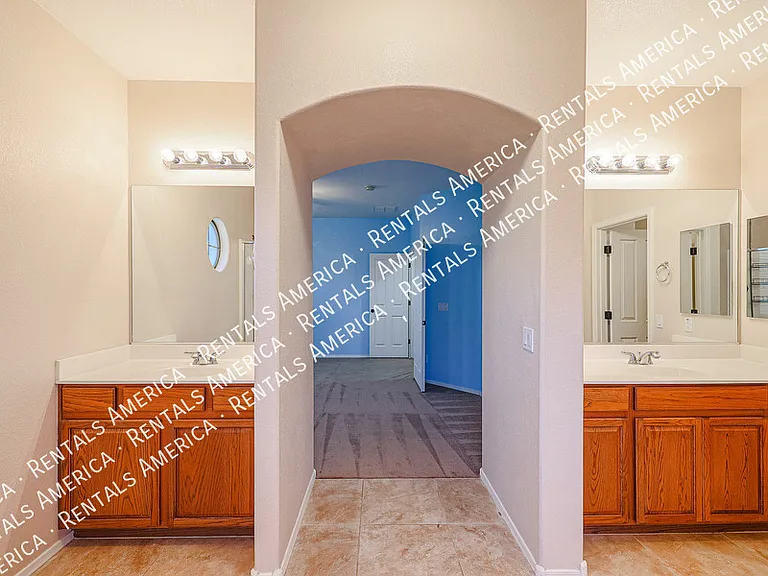 16021 W Custer Ln — Photo 20