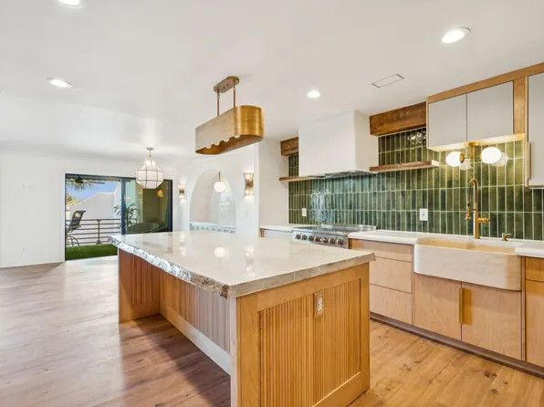 150 Wappoo Creek Dr APT 9, Charleston, SC 29412